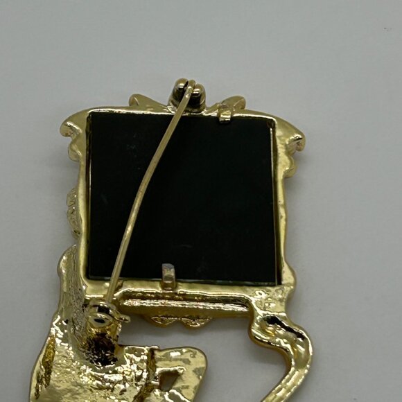 Vintage Gold-Tone Vanity Brooch With Lady At Dressing Table Mirror Design - Picture 7 of 13